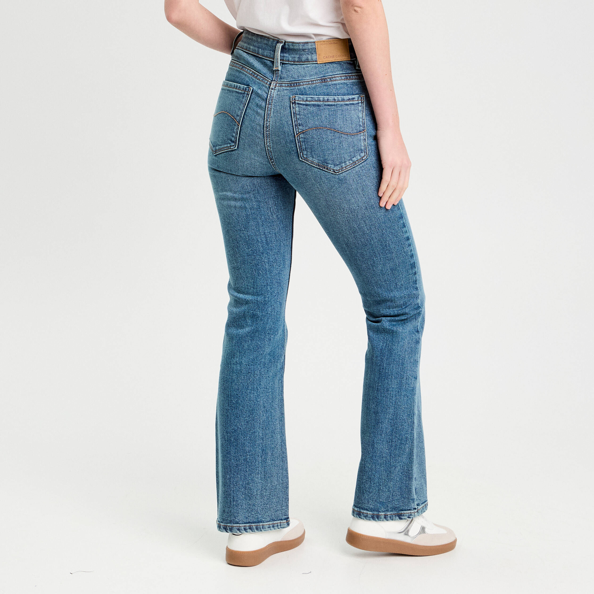 Jean bootcut best sale cache cache