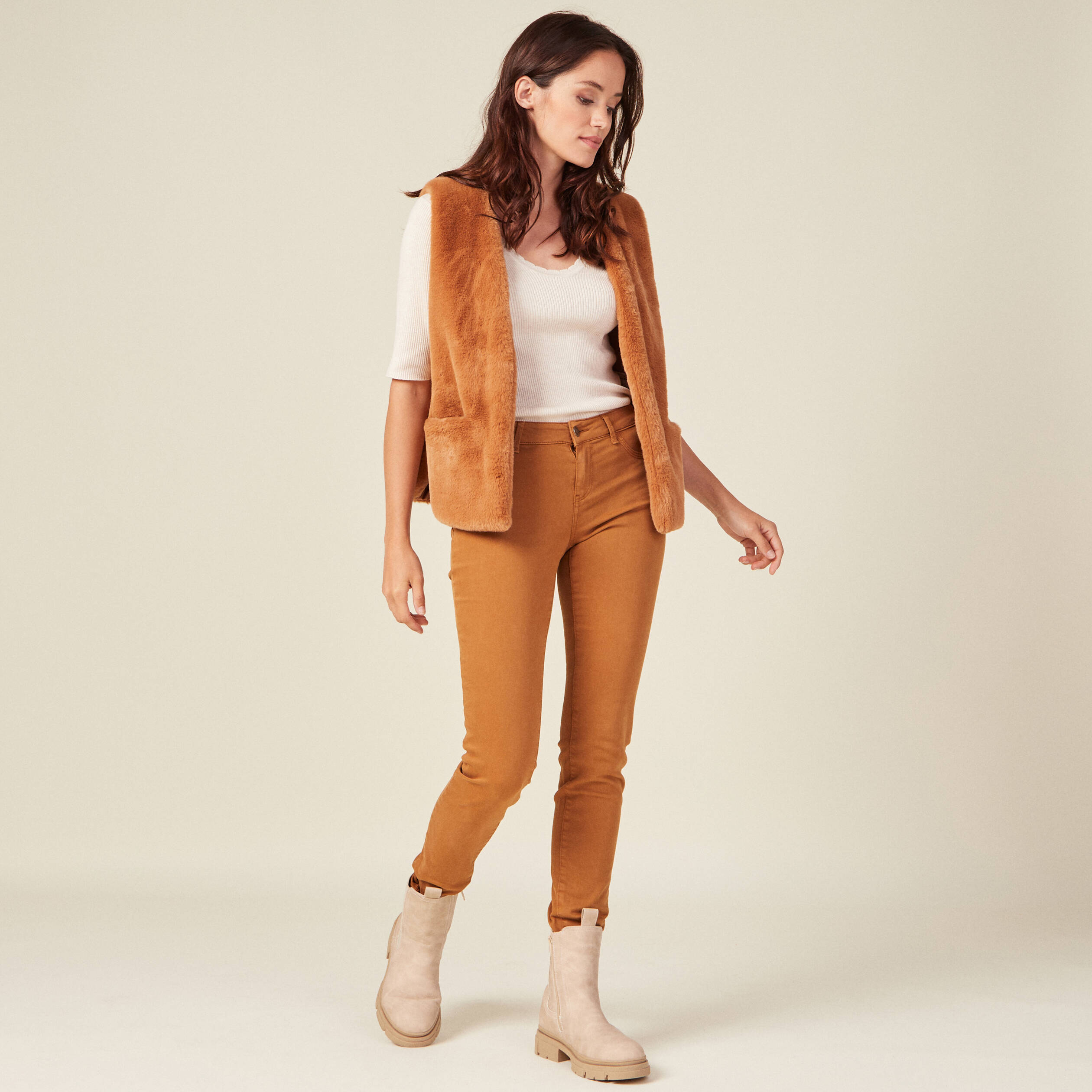 Pantalon slim marron femme sale