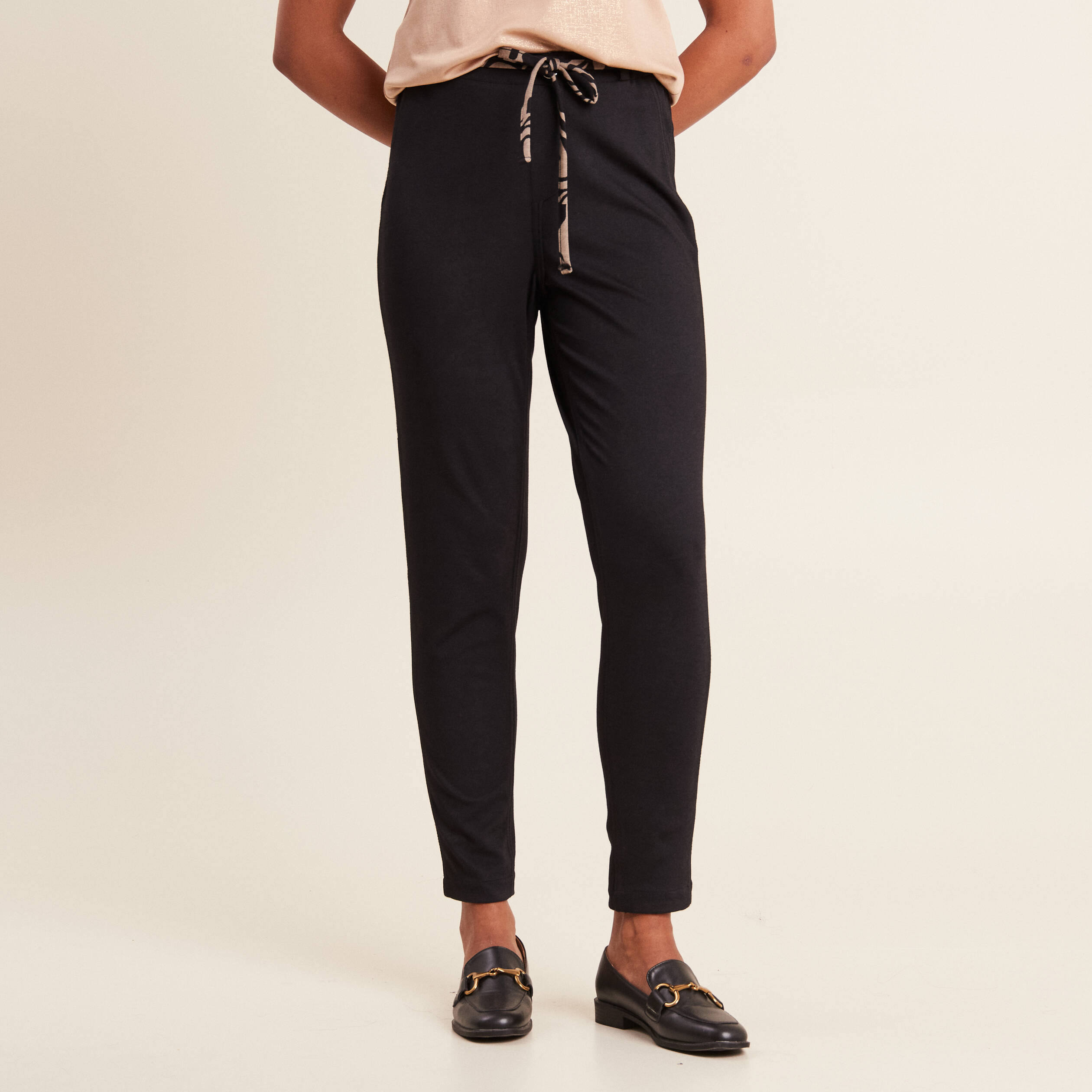 Pantalon jogging femme noir online