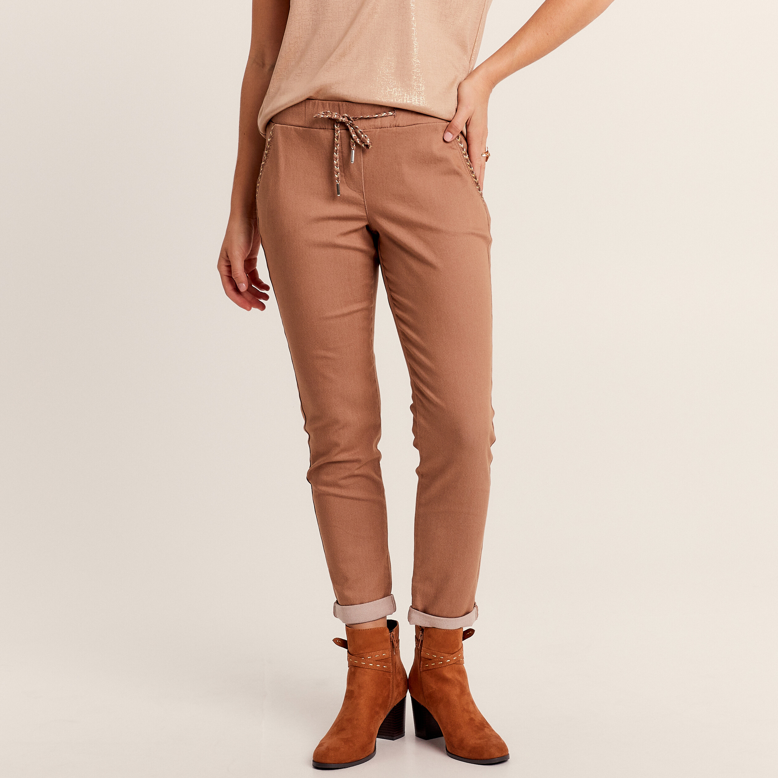 Pantalon jogger 7 8eme marron femme Vibs