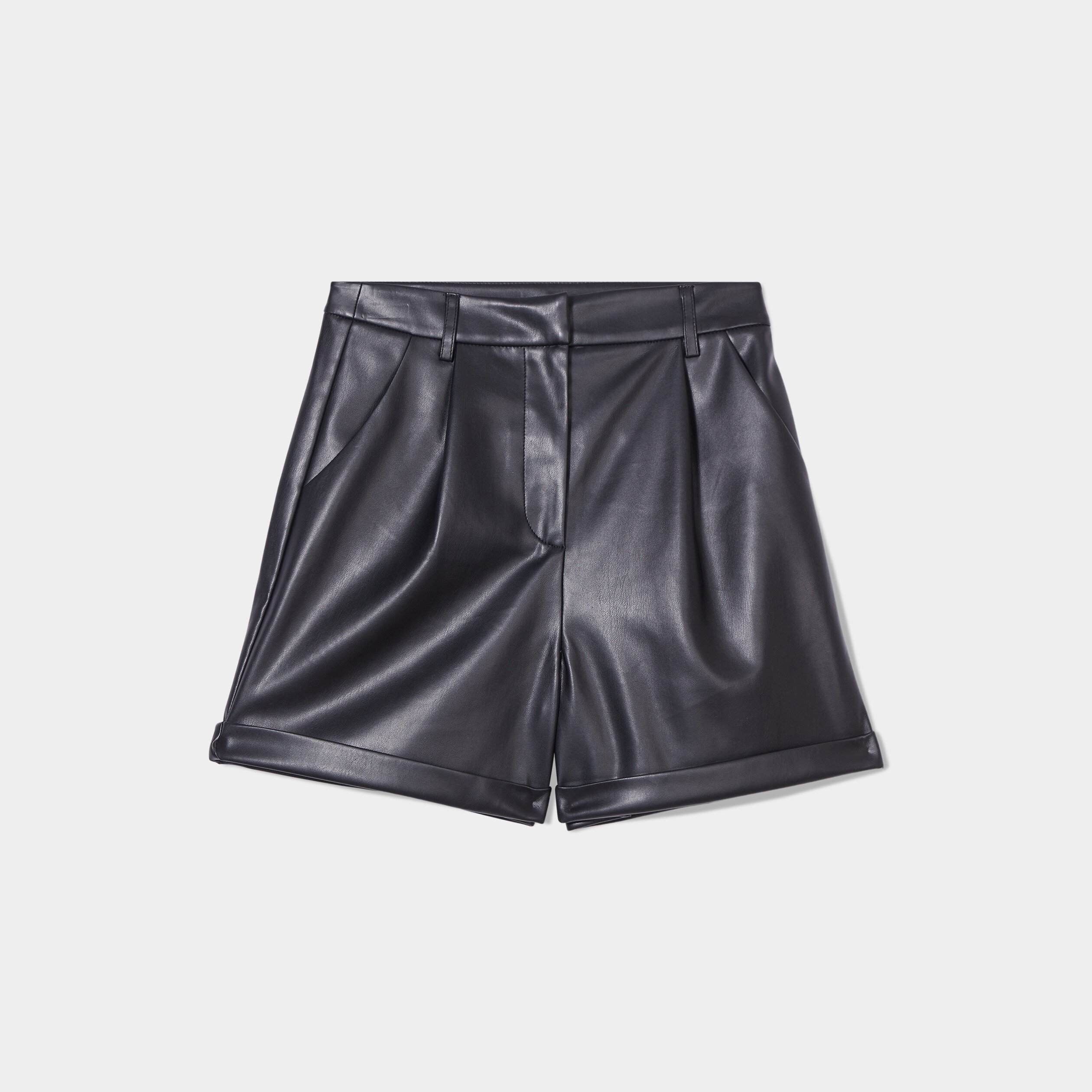 Short droit simili cuir noir femme