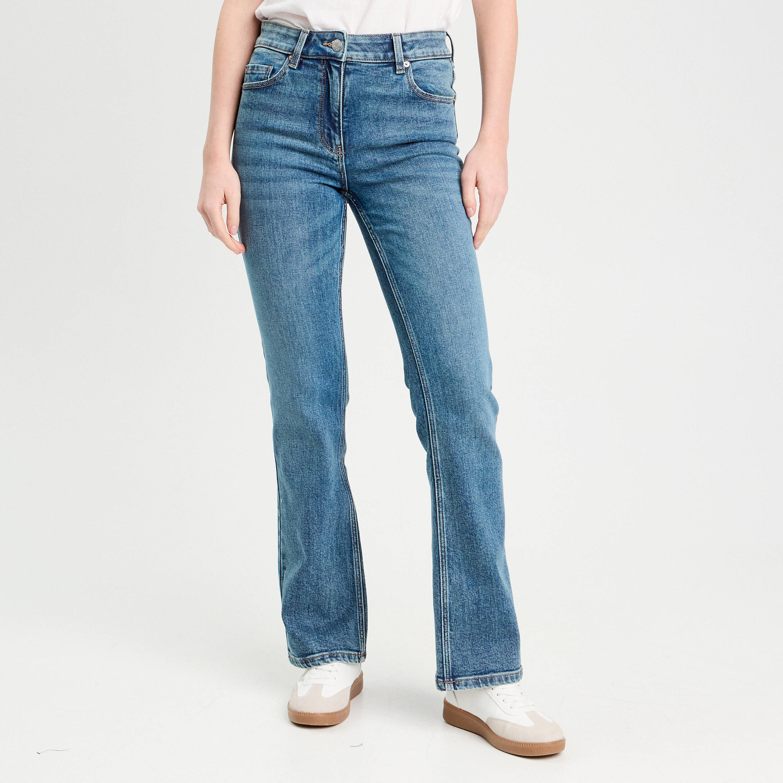 Jean femme bootcut sale