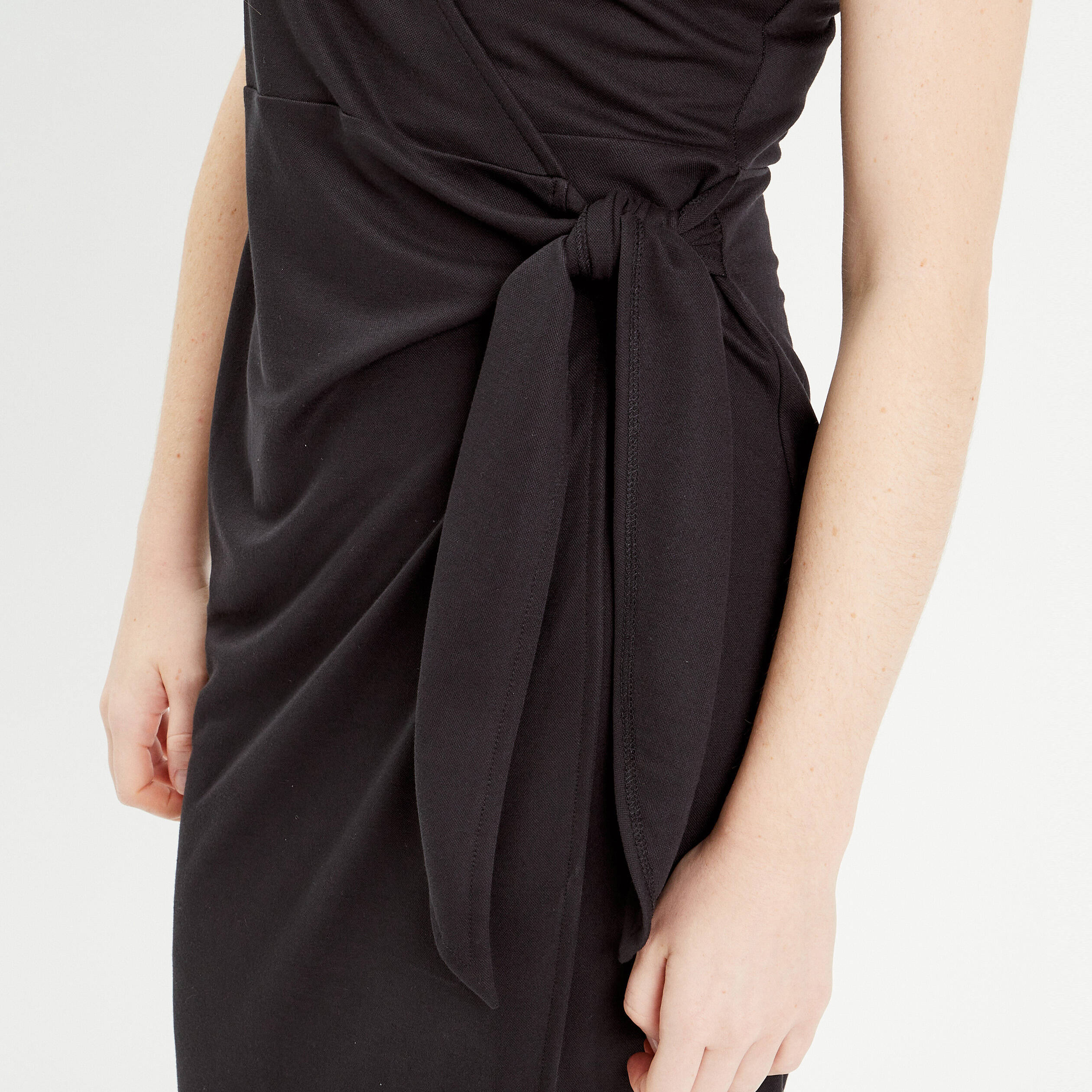 Robe longue noire portefeuille fashion