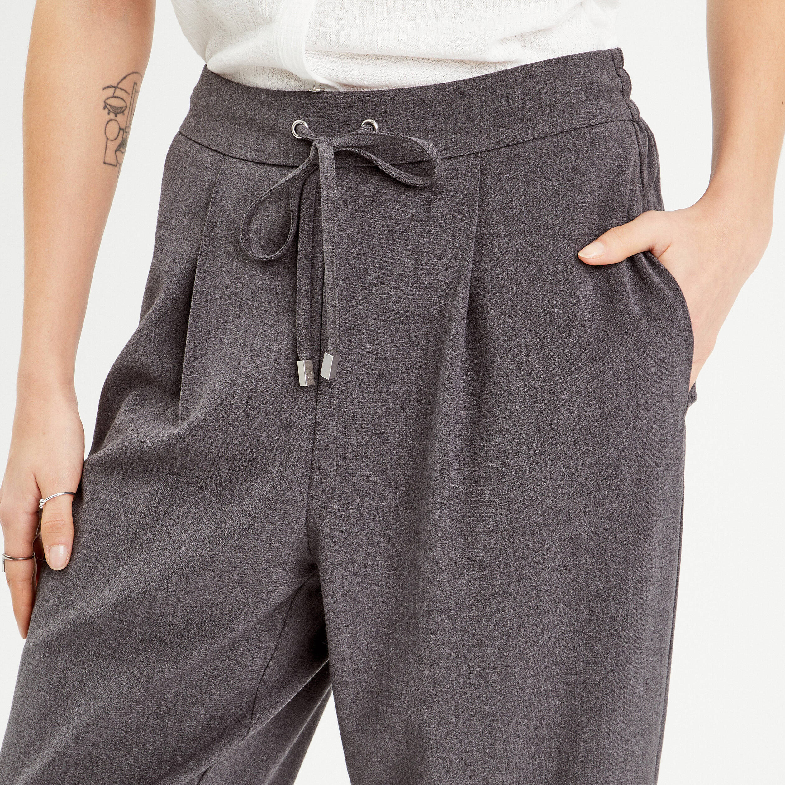 Pantalon carotte femme gris hotsell